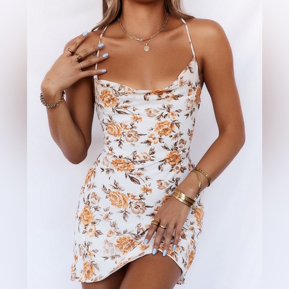 Hello Molly Ella Dress, US 8/AU 12 | Yellow 🌼💛 - Picture 4 of 9